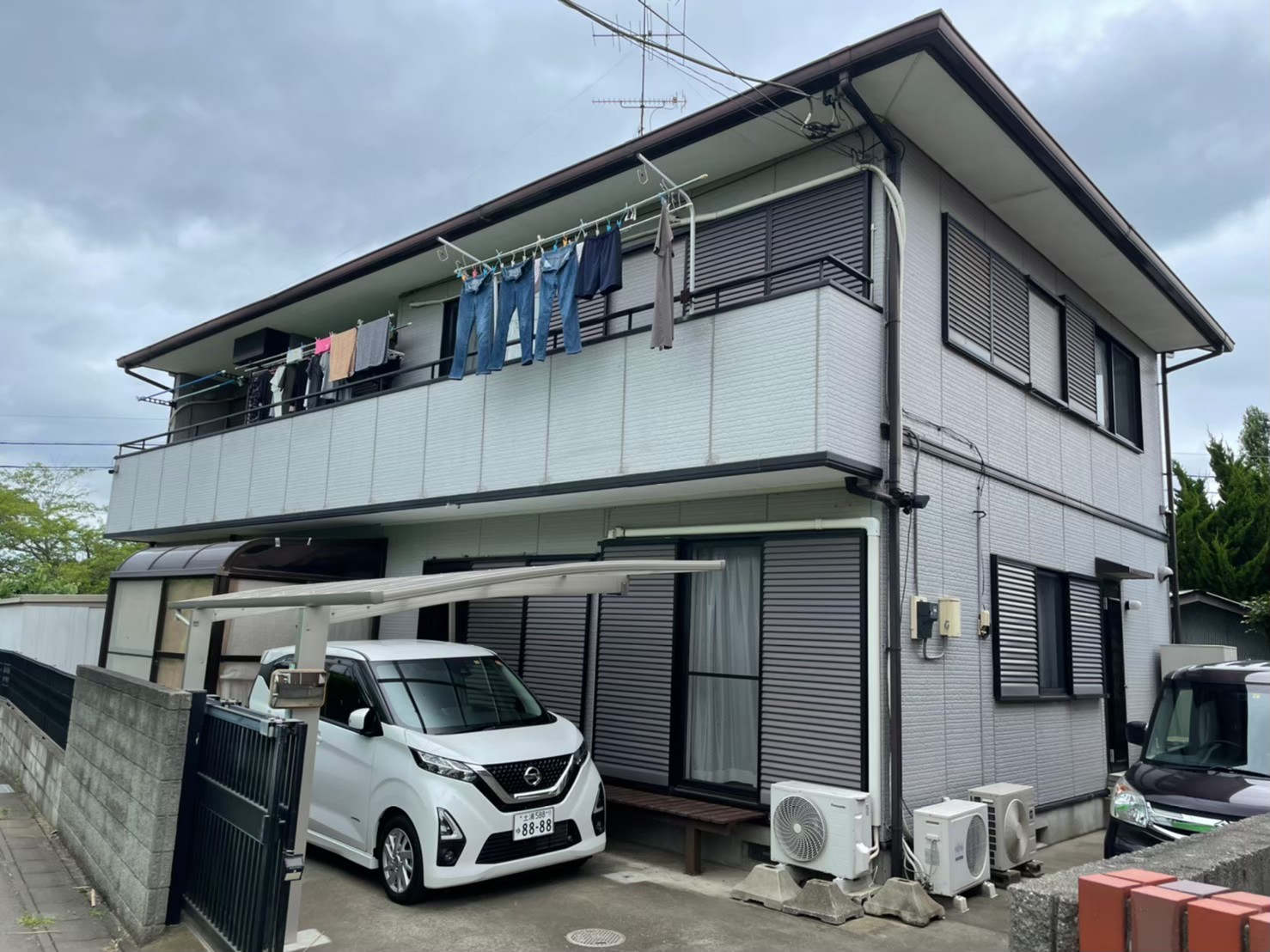 見た目一新！パープル住宅